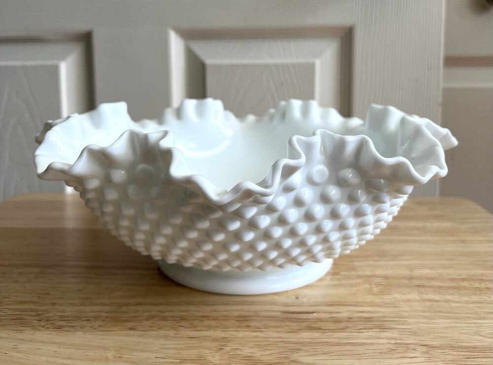 FENTON Vintage Milk Glass Round Hob Nail Double Crimped Ruffle Edge Lg Bowl 11"